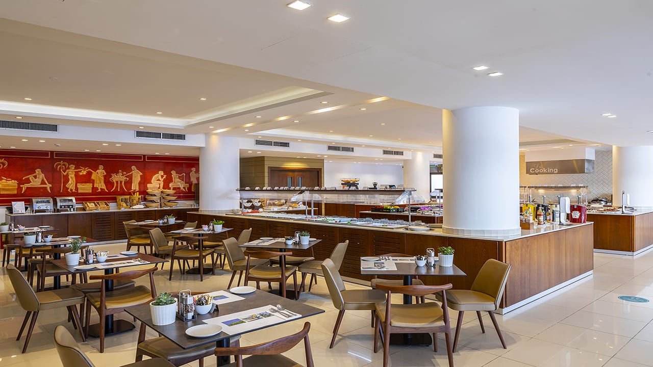 Gastro Crystal Springs Beach Hotel