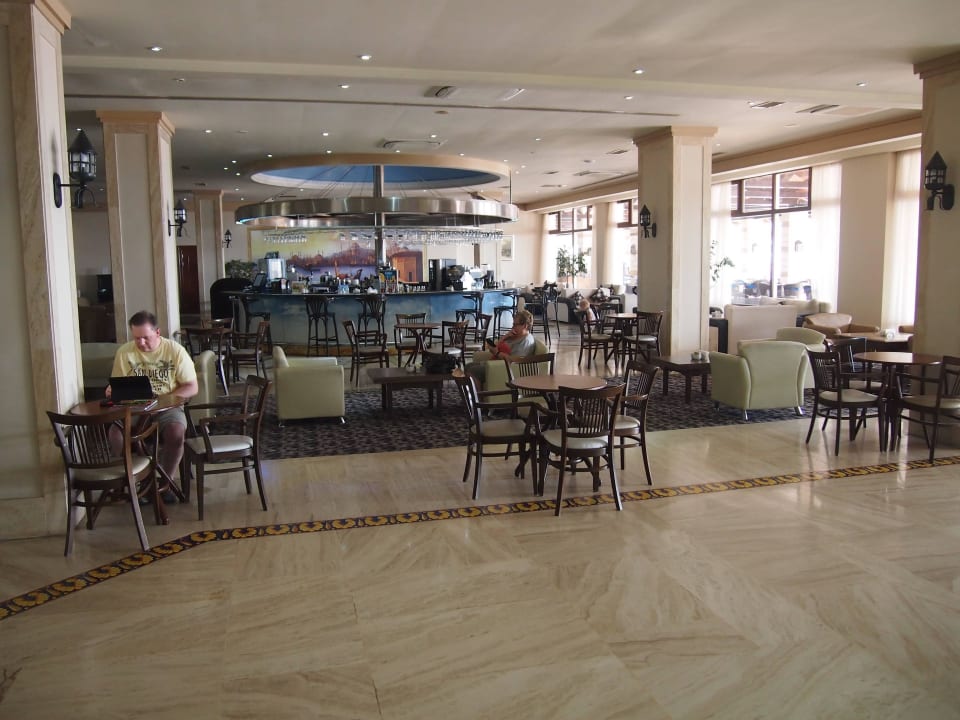 Bar innen altes Gebäude Salamis Bay Conti Resort Hotel & Casino