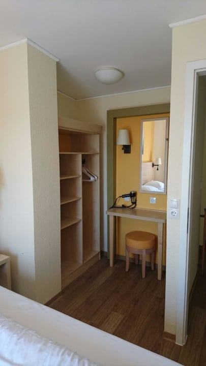 Schminktisch großes Schlafzimmer  Center Parcs Park Bostalsee