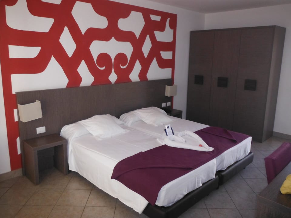 Moderní stylový pokoj VOI Praia De Chaves Resort