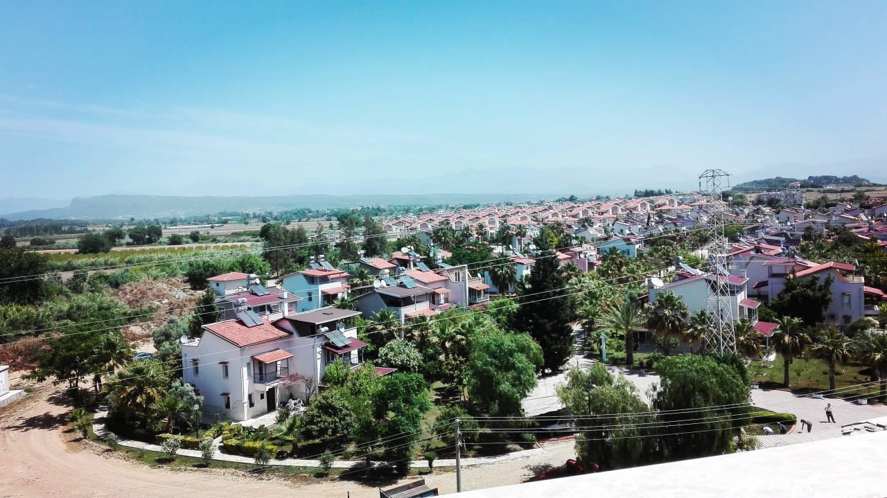 Hammer Ausblick Landseite kann ich sehr empfehlen Mary Hotel Side