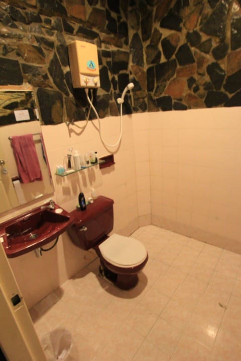 Bad  Deluxe !!!!! Hotel Lanta Island Resort