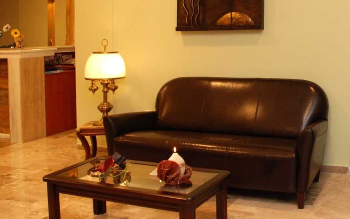 Wait for your partner/friend to come from the room Elenas Hotel