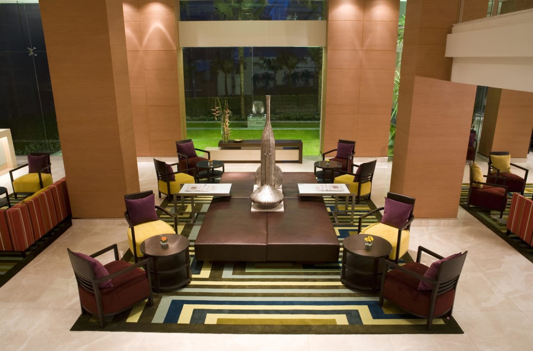 Lobby Hotel Courtyard By Marriott Bangkok