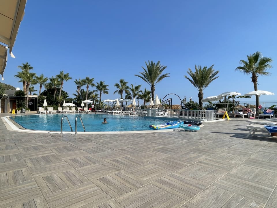 Pool Aria Resort & Spa