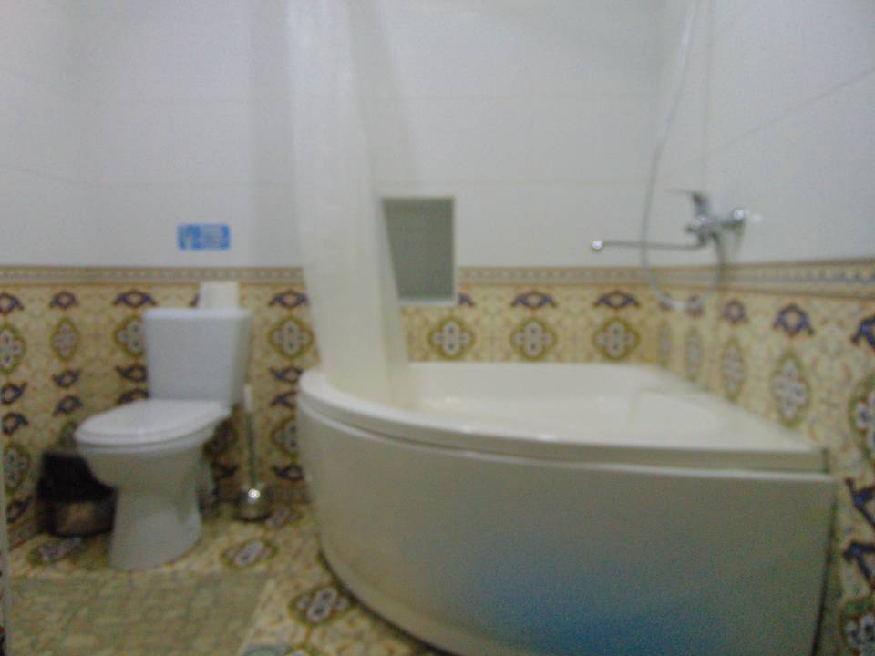 Zimmer Madrasah Polvon-Qori Boutique