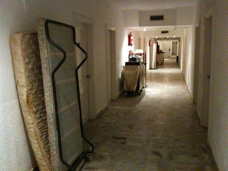 Zimmerflur The Grand Hotel Hurghada