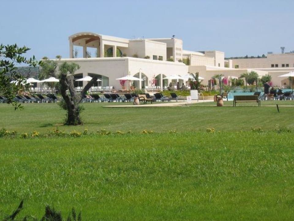 Blick vom Spielplatz Vivosa Apulia Resort