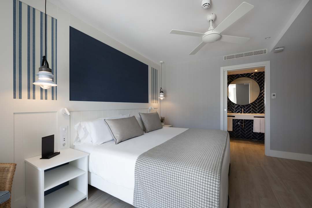 Zimmer Hotel Catalonia Mirador des Port