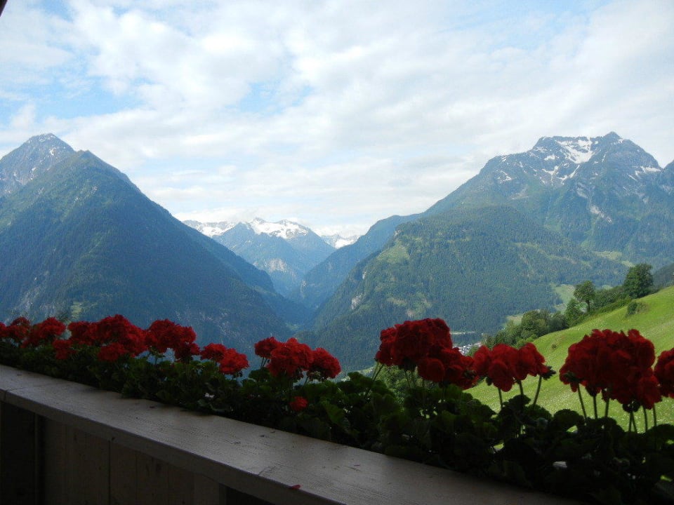 Ausblick von Zimmer 16 Alpengasthof Astegg