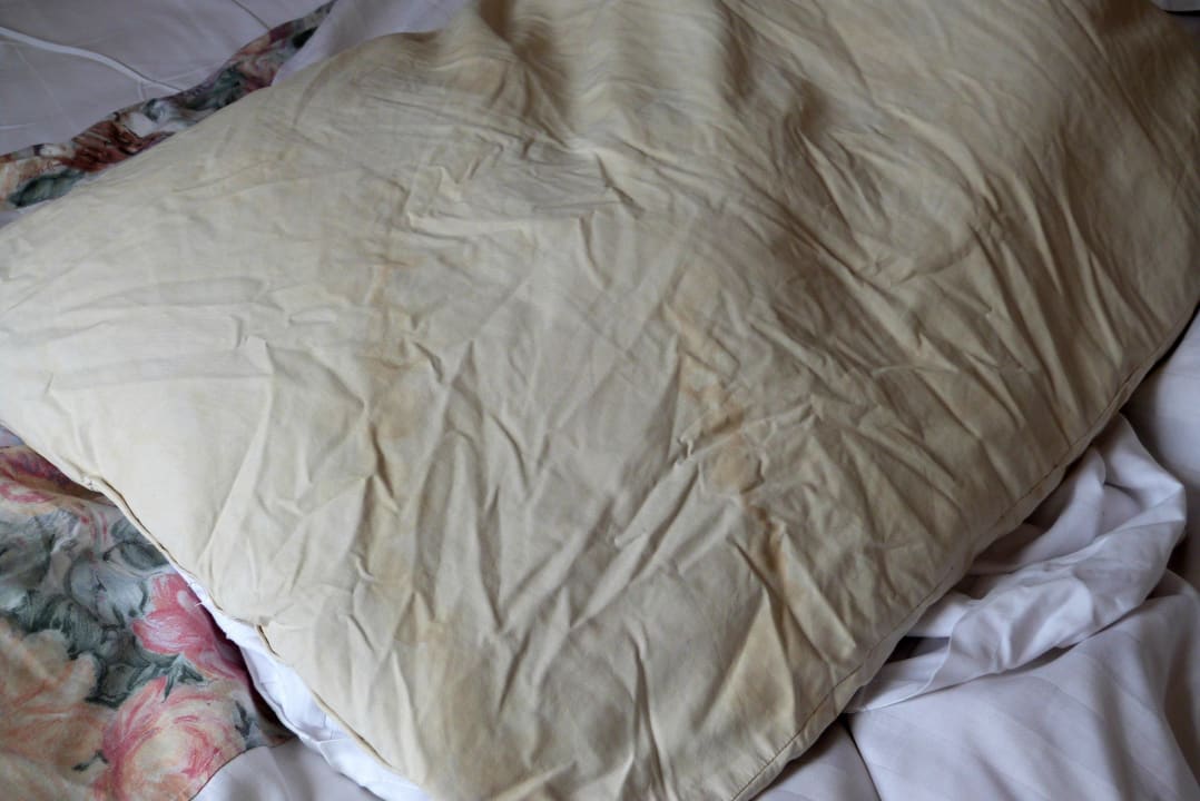 Flecken auf dem Kissen Burg-Hotel Cochem