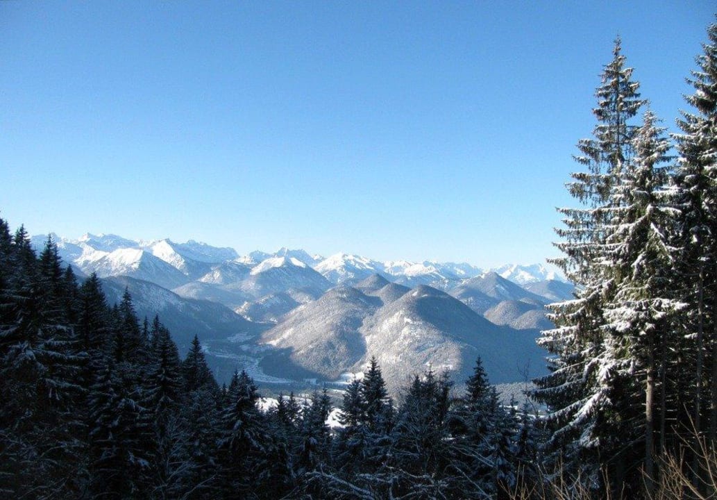 Ausblick von der Terrasse DAV Lenggrieser Hütte