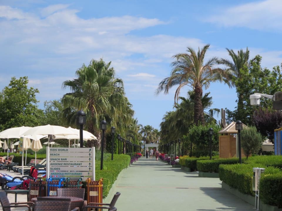 Weg durch den Garten Trendy Aspendos Beach Hotel