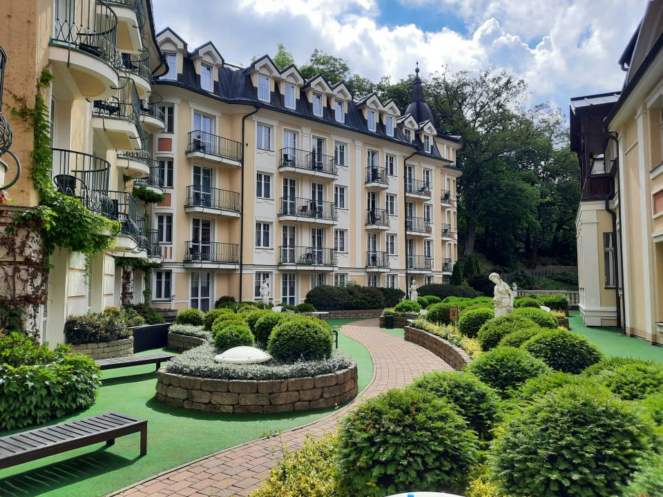 Gartenanlage Carlsbad Plaza Medical Spa & Wellness Hotel