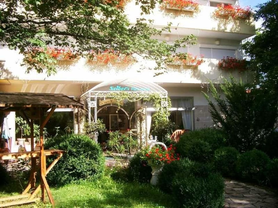 Eingang zum Hotel Seibels Park Hotel