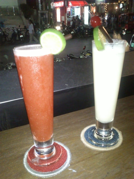 Auch der Mai Tai und Pina Colada sind zu empfehlen Lokal Phuket