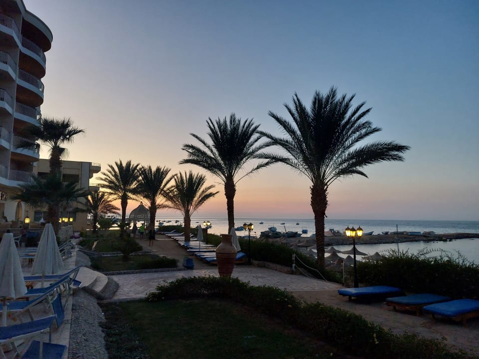 Strand Royal Star Beach Resort