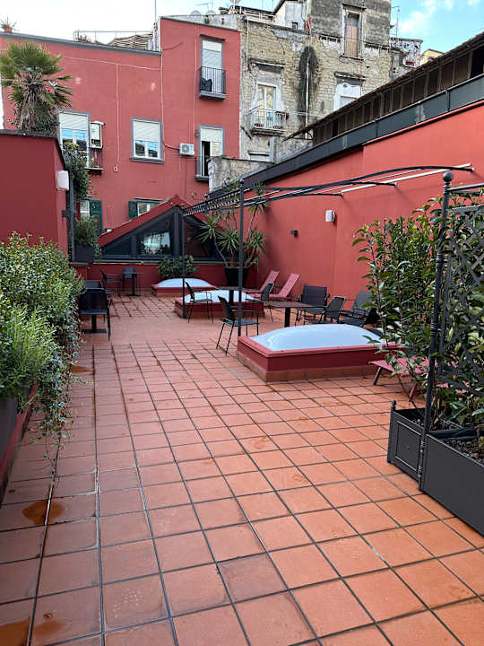 Gartenanlage Caruso Place Boutique and Wellness Suite