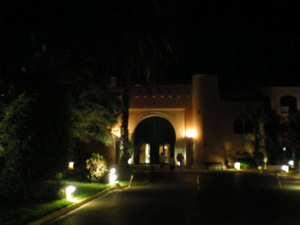 Das El Ksar bei Nacht El Ksar Resort & Thalasso