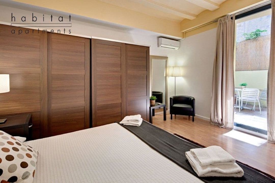 Lounge Habitat Apartments Born