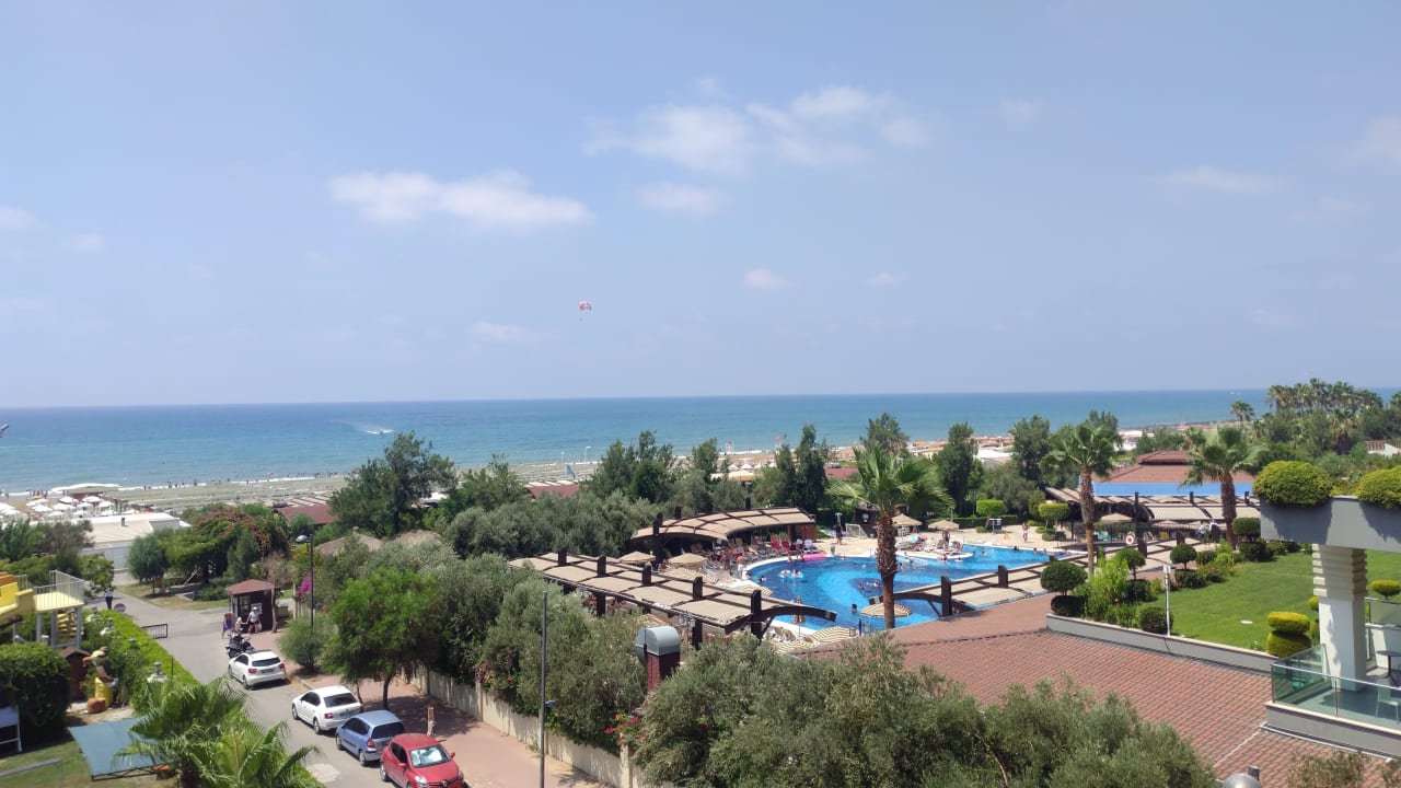 Ausblick Commodore Elite Suites & Spa - Adults only