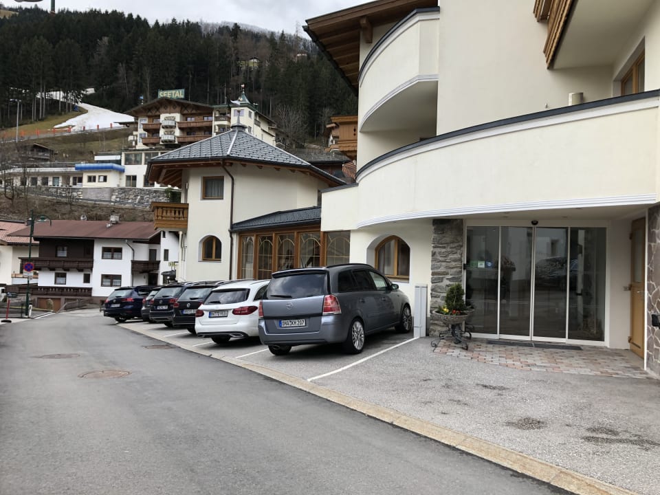 Lobby Kräuterhotel Hochzillertal