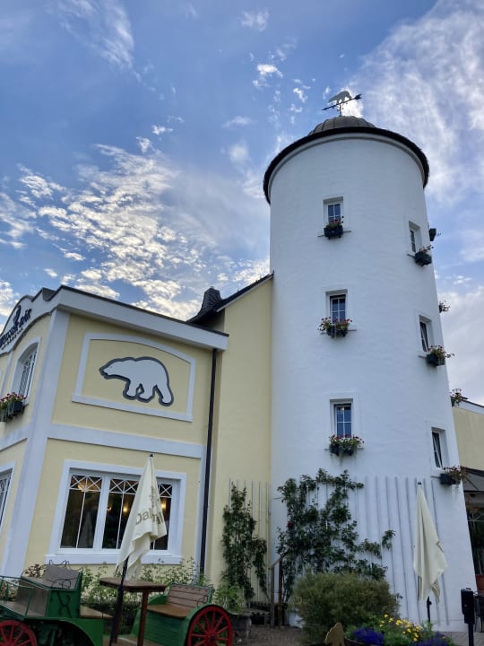 Außenansicht Hotel Weisser Bär