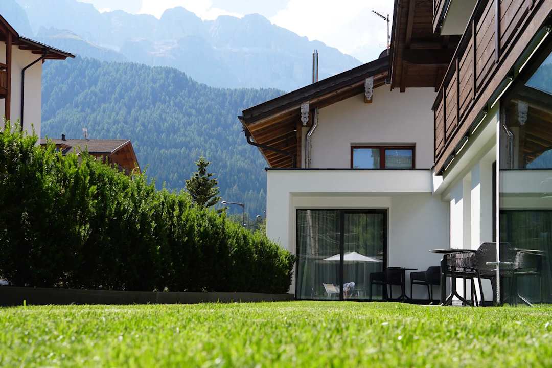 Gartenanlage Arya Alpine Lodge