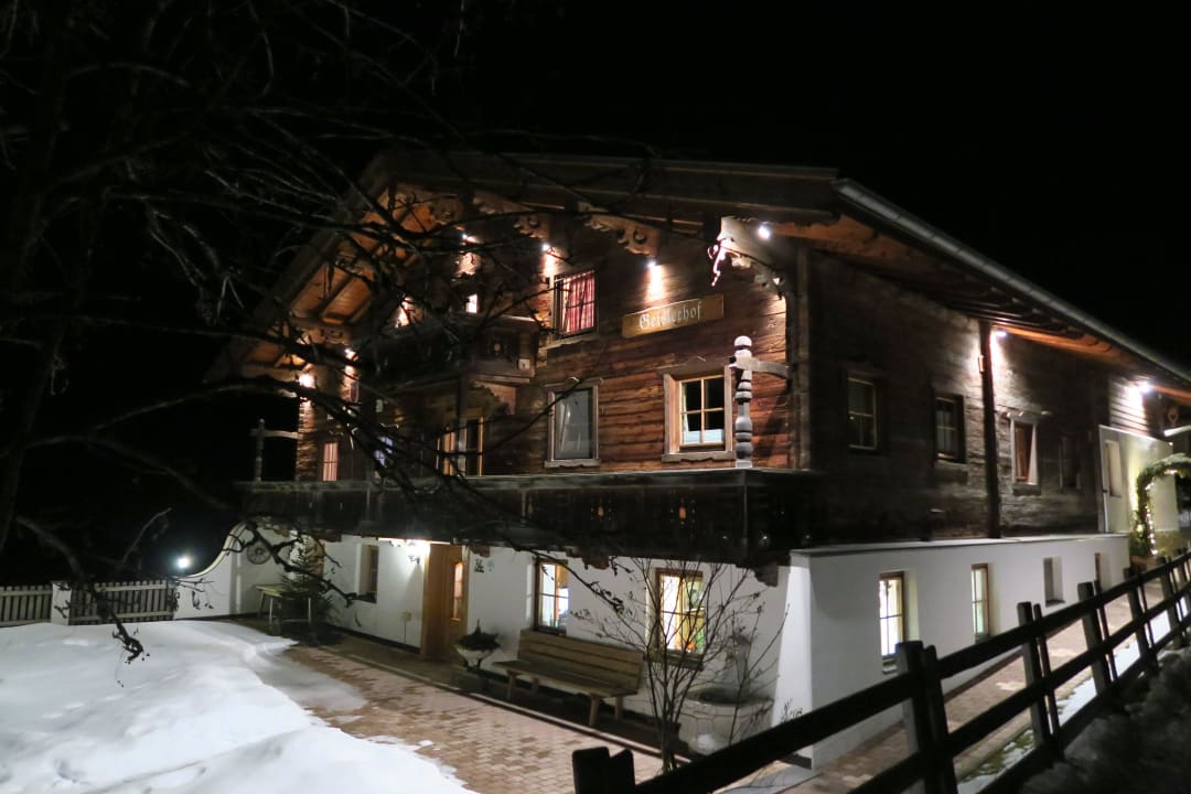 Der Zauberhafte Geisslerhof bei Nacht Farm Resort Geislerhof