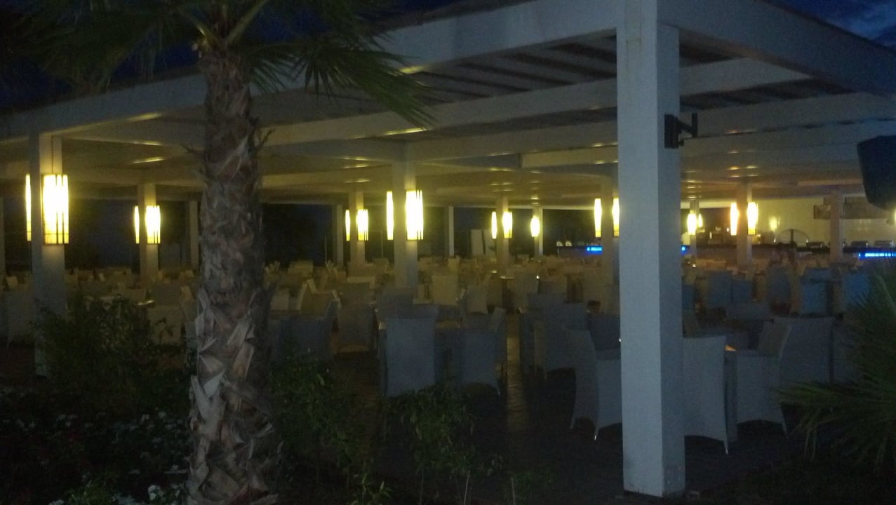 Strand- und Poolbar bei Nacht / Abendveranstaltun Sultan of Dreams Hotel & Spa