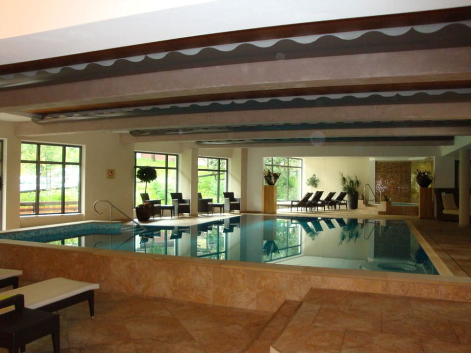 Hallenbad Das Neuhaus