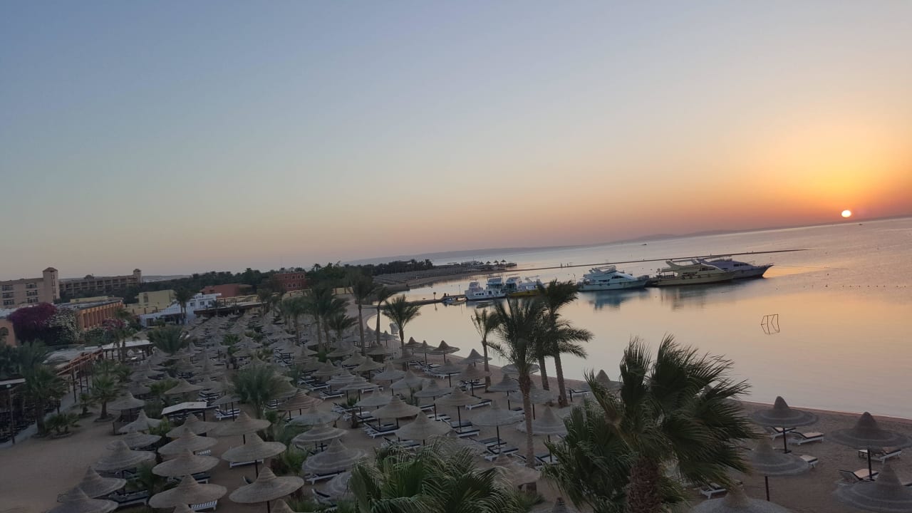 Sonnenaufgang Giftun Azur Resort