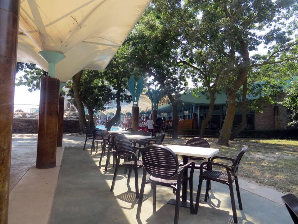 Von der Poolbar Richtung Hotel Hotel Borjana