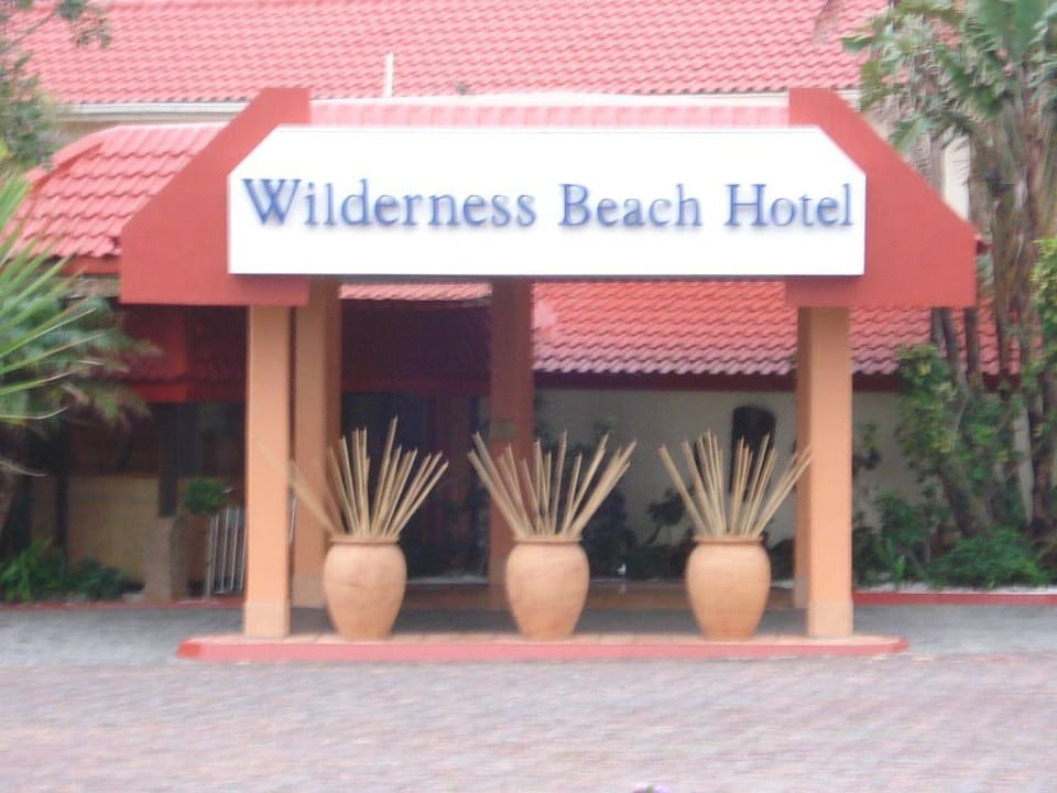Eingang Wilderness Beach Hotel