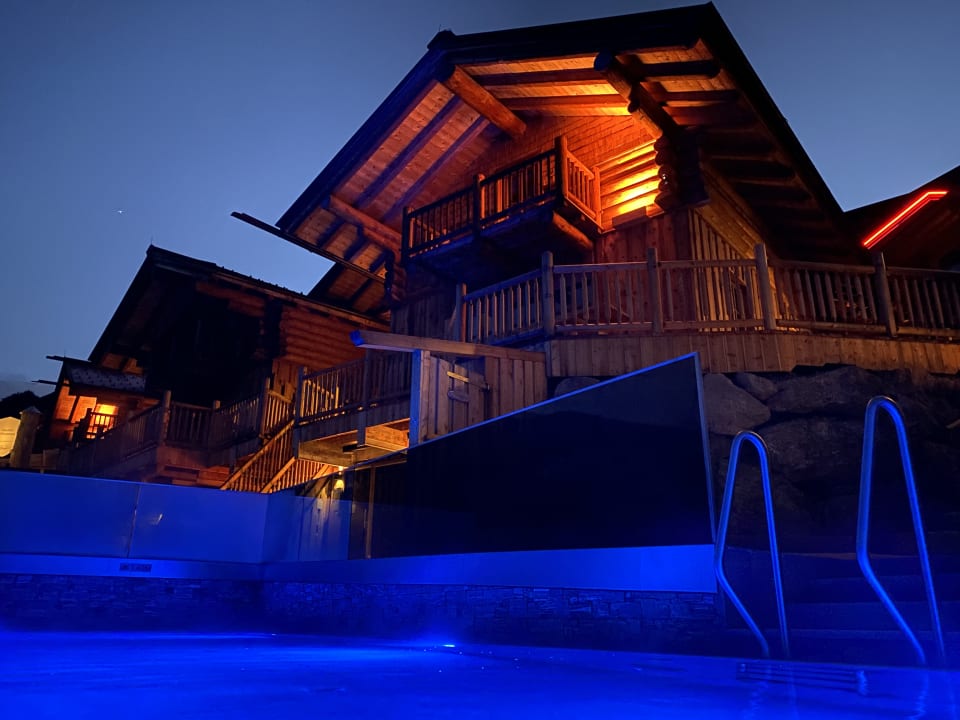 Pool Hüttendorf Maria Alm