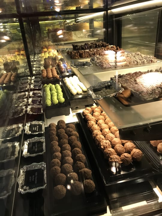 Gastro Conrad Abu Dhabi Etihad Towers