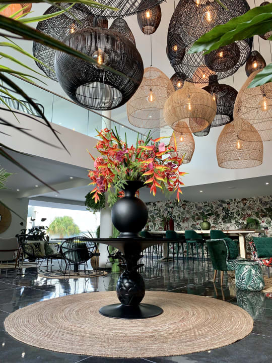 Lobby Papagayo Beach Hotel