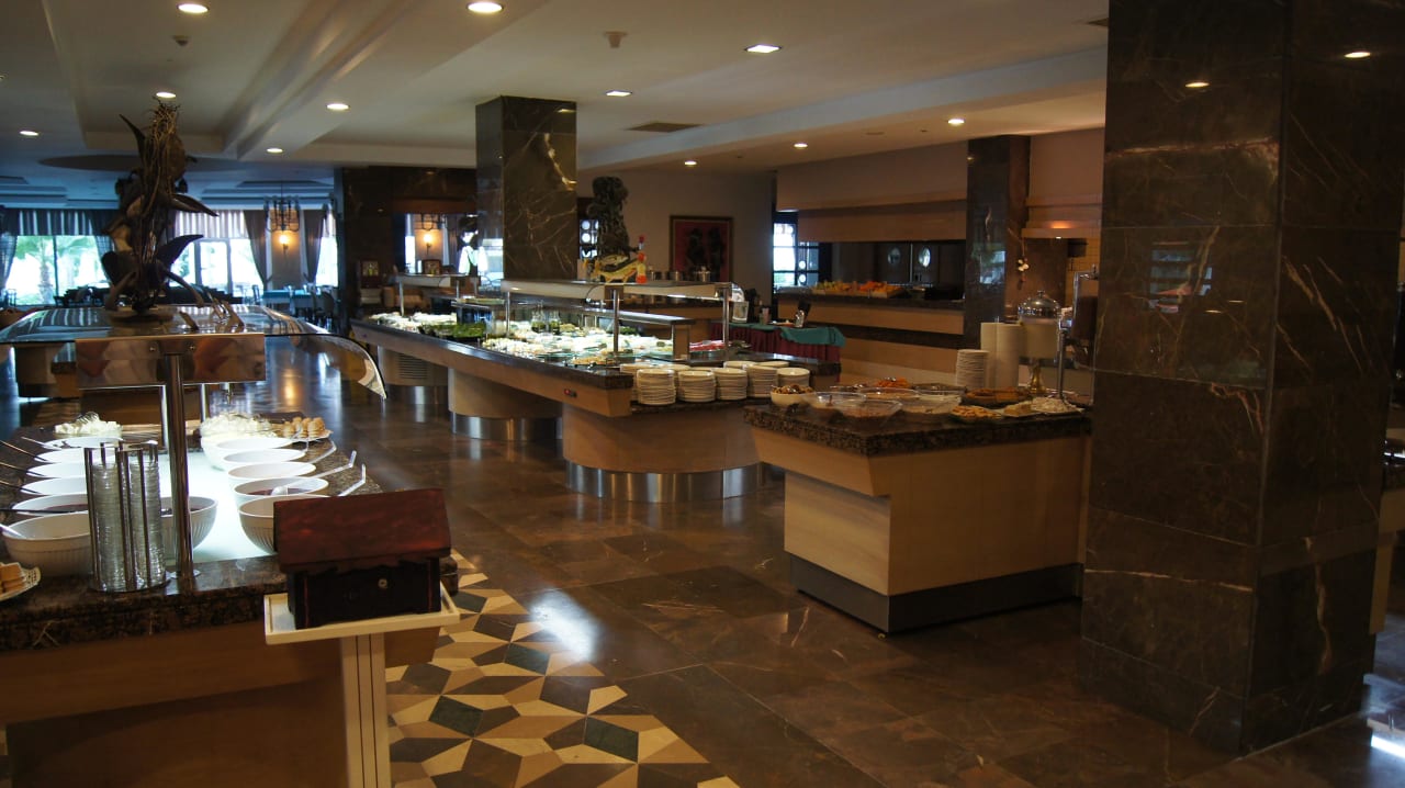 Buffet Alba Queen Hotel