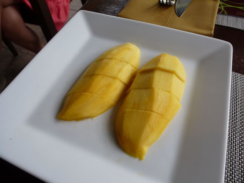 Frische Mango zum frühstück Dusit Thani Krabi Beach Resort