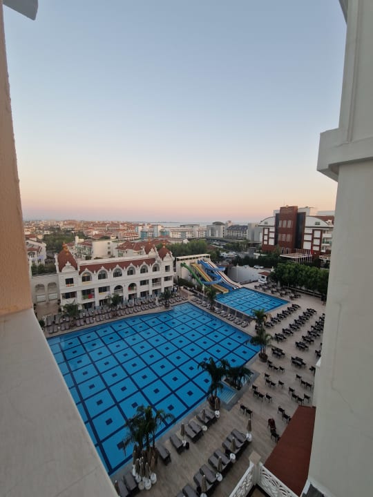 Pool Oz Hotels Side Premium