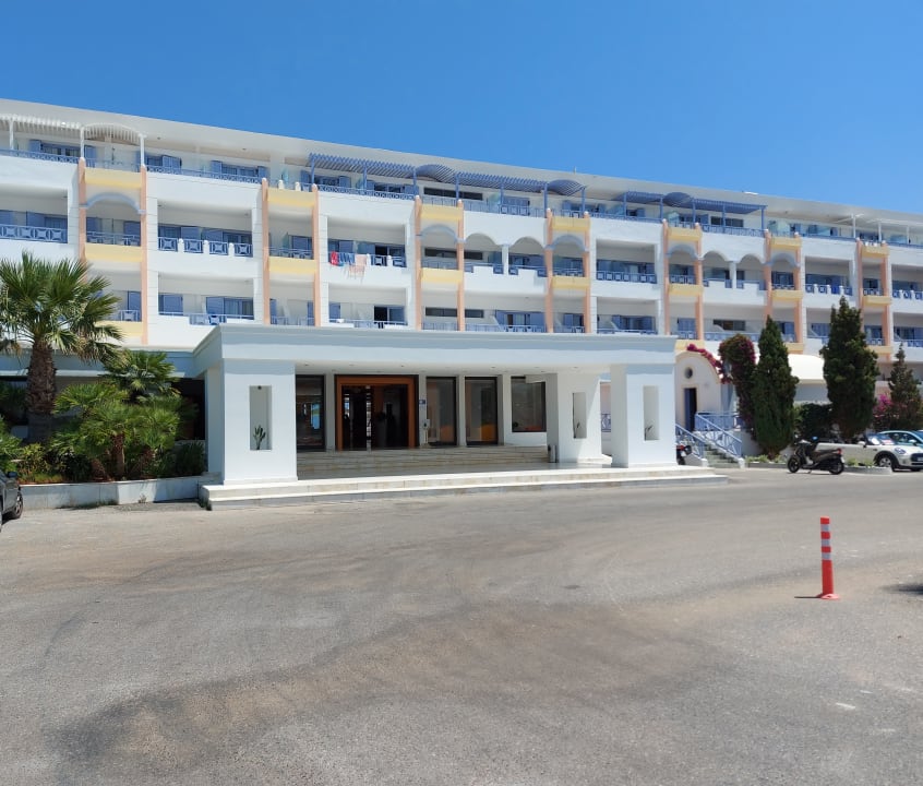Außenansicht Hotel Serita Beach