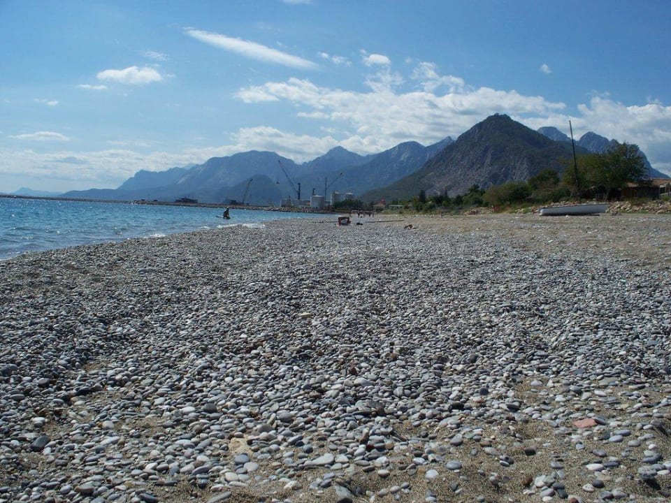 Klares Wasser - Kiesstrand Miarosa Kemer Beach