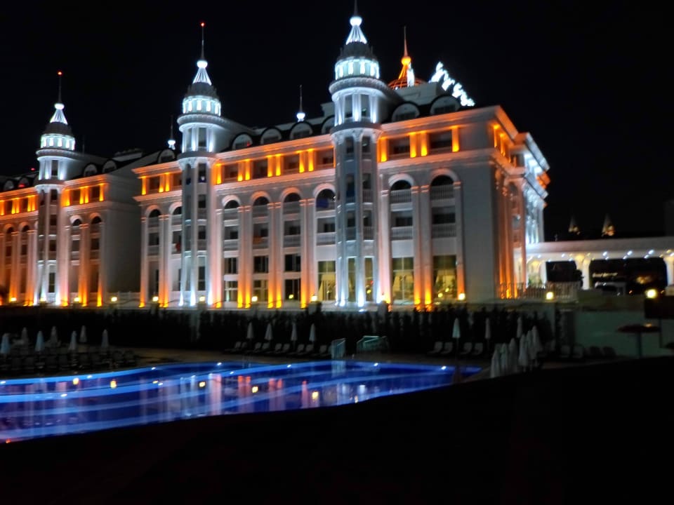 Schöne Seitenansicht Side Royal Palace Hotel & Spa