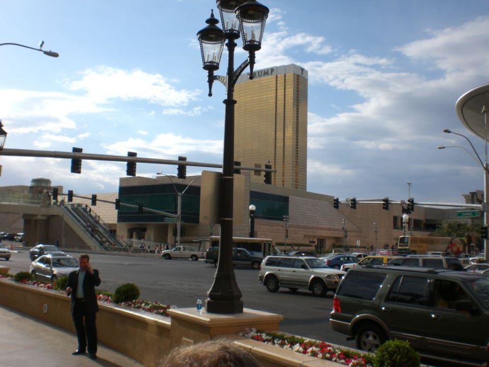 Trump Tower LV Trump International Hotel Las Vegas