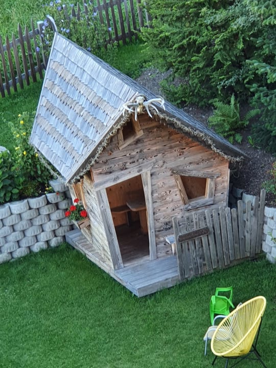Gartenanlage Hotel Landhaus Zillertal