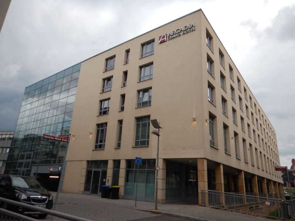 Aussenansicht Dorint Hotel am Dom Erfurt