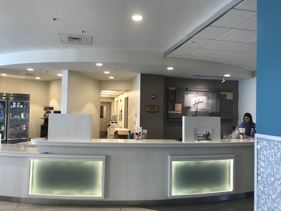 Lobby Holiday Inn Express & Suites Panama City Beach - Beachfront