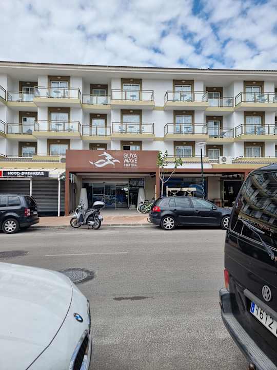 Außenansicht Guya Wave Hotel