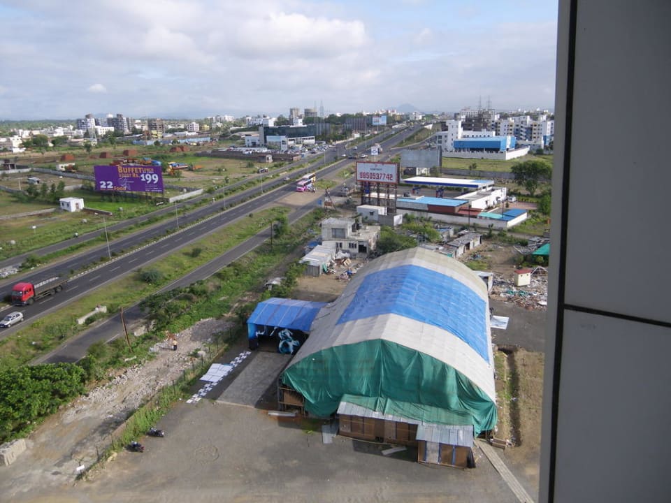 Blick in Richtung Stadt Sayaji Hotel