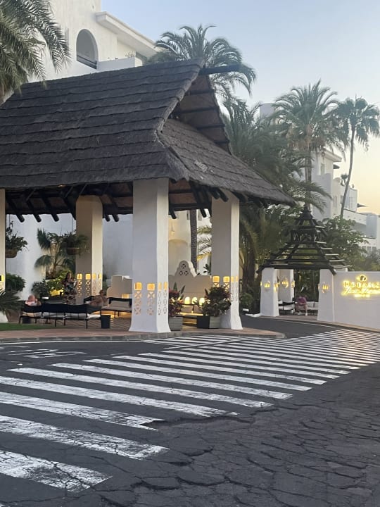 Lobby Dreams Jardín Tropical